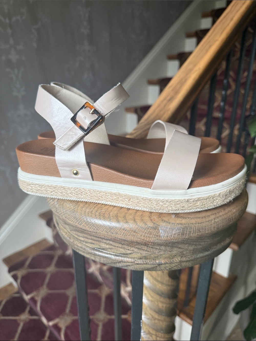 MIA JENISE girls sandal size 4 medium excellent condition - Picture 6 of 11